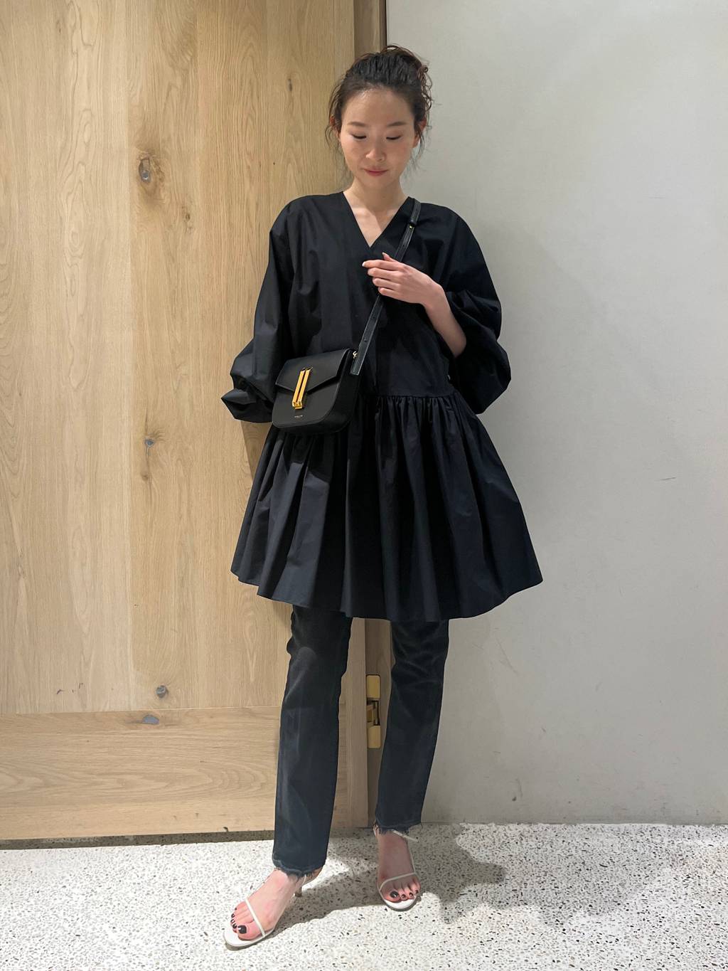 Curensologyのコーディネートを紹介します。｜Rakuten Fashion(楽天ファッション／旧楽天ブランドアベニュー)3962640