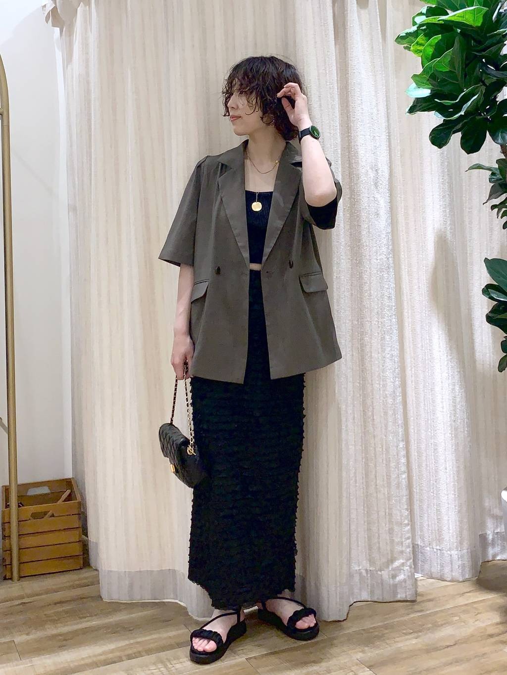 mysty womanのシャーリングナロースポサンを使ったコーディネートを紹介します。｜Rakuten Fashion(楽天ファッション／旧楽天ブランドアベニュー)3971886