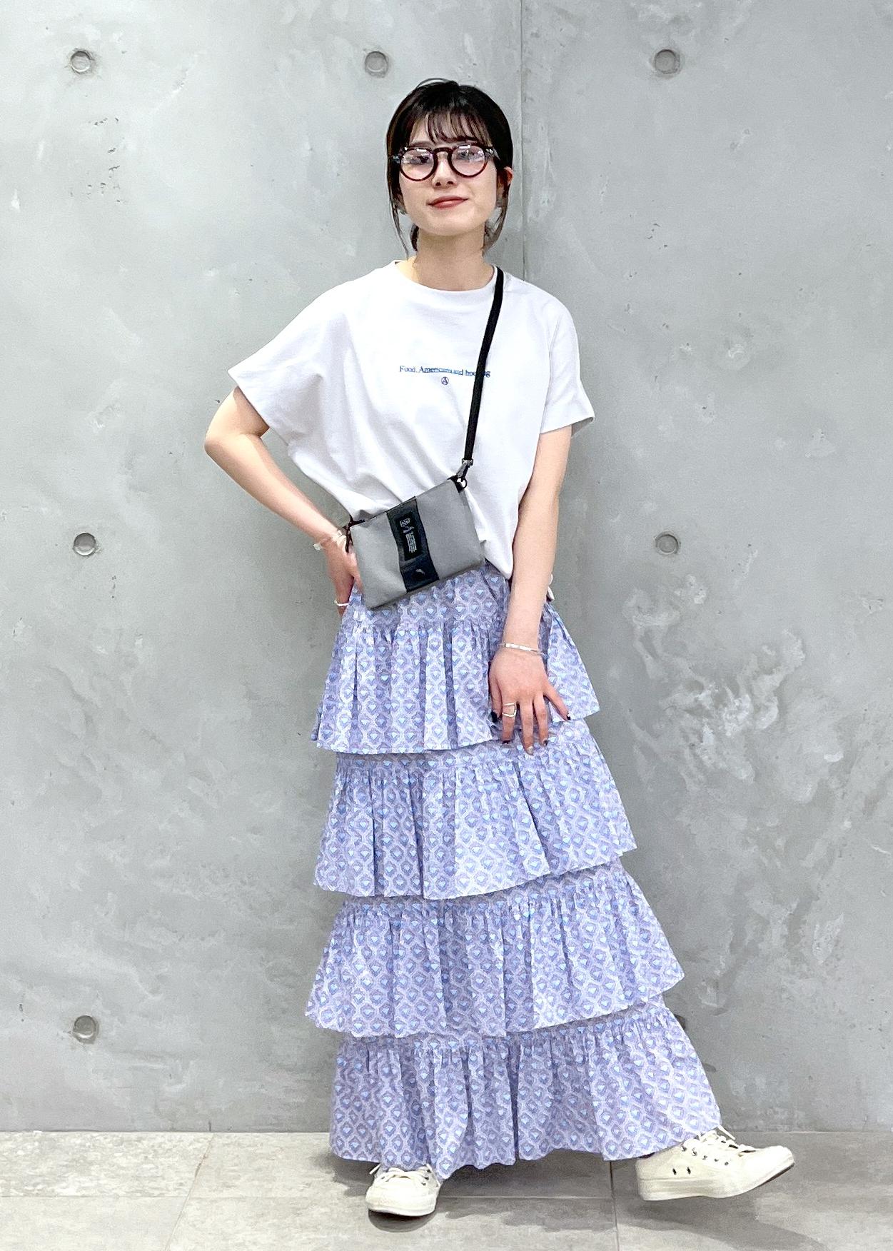 SALON adam et rope'の【KiU for SALON(キウ)】[撥水加工]別注エチケットポーチ/サコッシュを使ったコーディネートを紹介します。｜Rakuten Fashion(楽天ファッション／旧楽天ブランドアベニュー)3977961