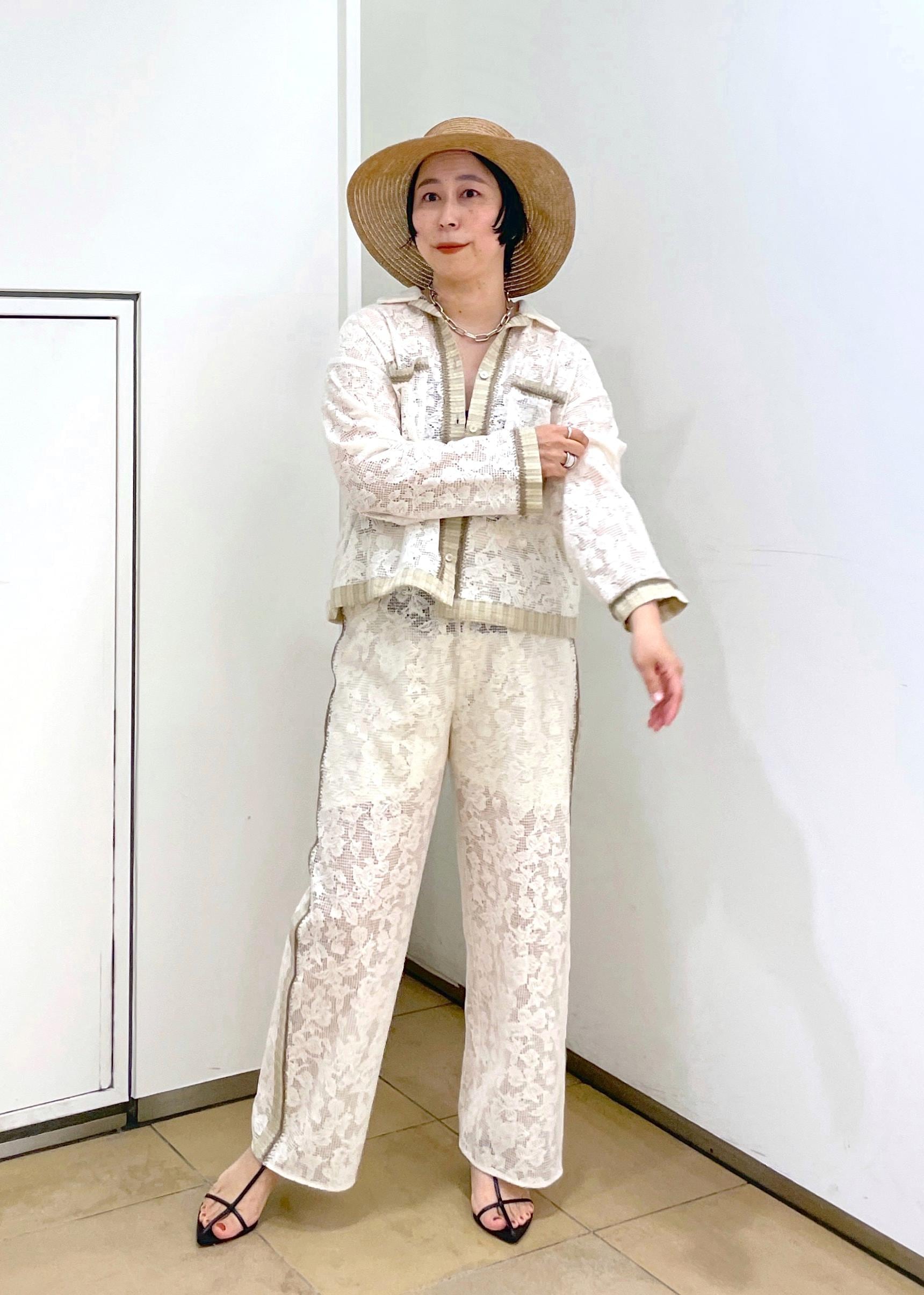 SALON adam et rope'の【BRENTELLA(ブレンテッラ)】Wストラップトングサンダルを使ったコーディネートを紹介します。｜Rakuten Fashion(楽天ファッション／旧楽天ブランドアベニュー)3977974