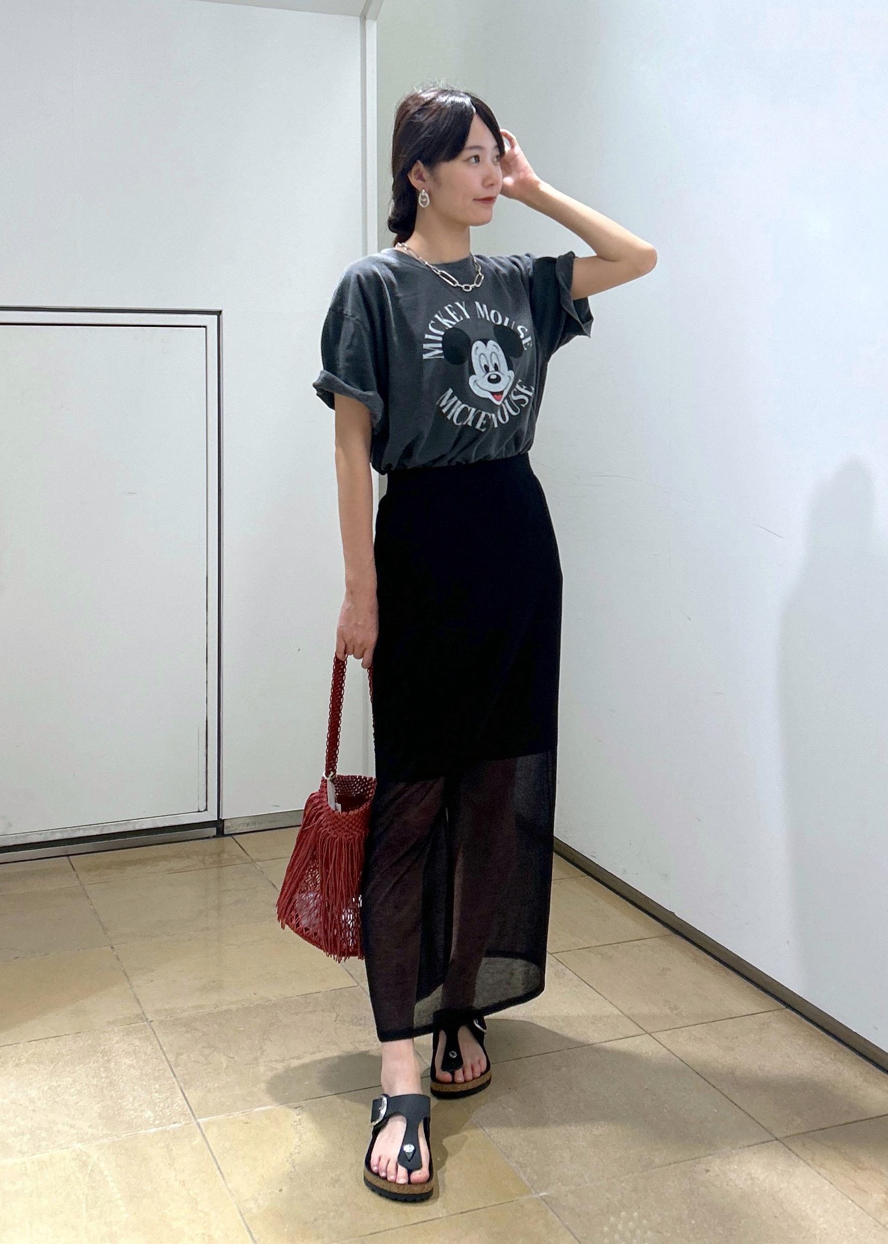 SALON adam et rope'のシアーナローニットスカート【洗える】を使ったコーディネートを紹介します。｜Rakuten Fashion(楽天ファッション／旧楽天ブランドアベニュー)3999042