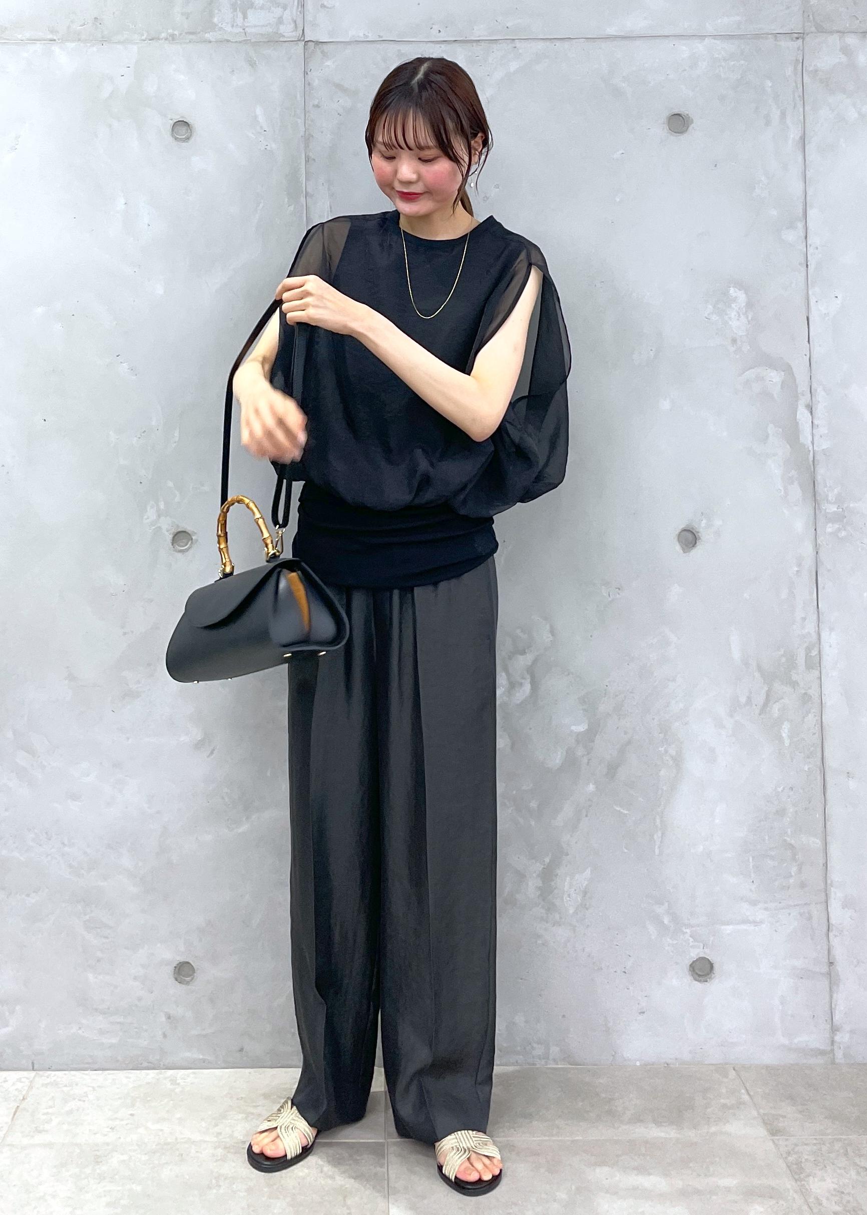 SALON adam et rope'のnu=layerキャットイヤーキャミソール/キャミワンピースを使ったコーディネートを紹介します。｜Rakuten Fashion(楽天ファッション／旧楽天ブランドアベニュー)3999057
