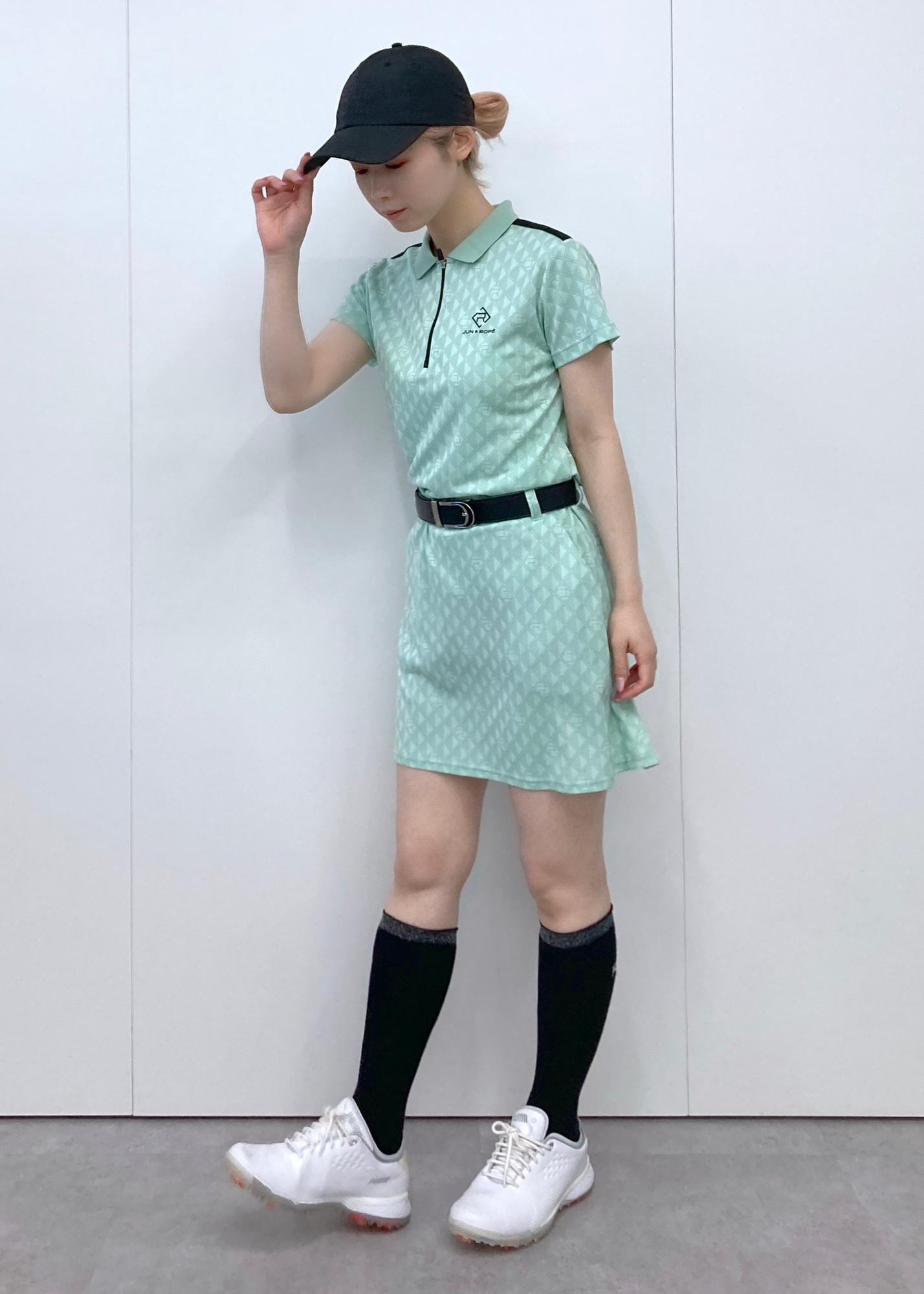JUN&ROPE’の【UV】【吸汗速乾】ダイヤ柄ジャガードAラインスカートを使ったコーディネートを紹介します。｜Rakuten Fashion(楽天ファッション／旧楽天ブランドアベニュー)4063776