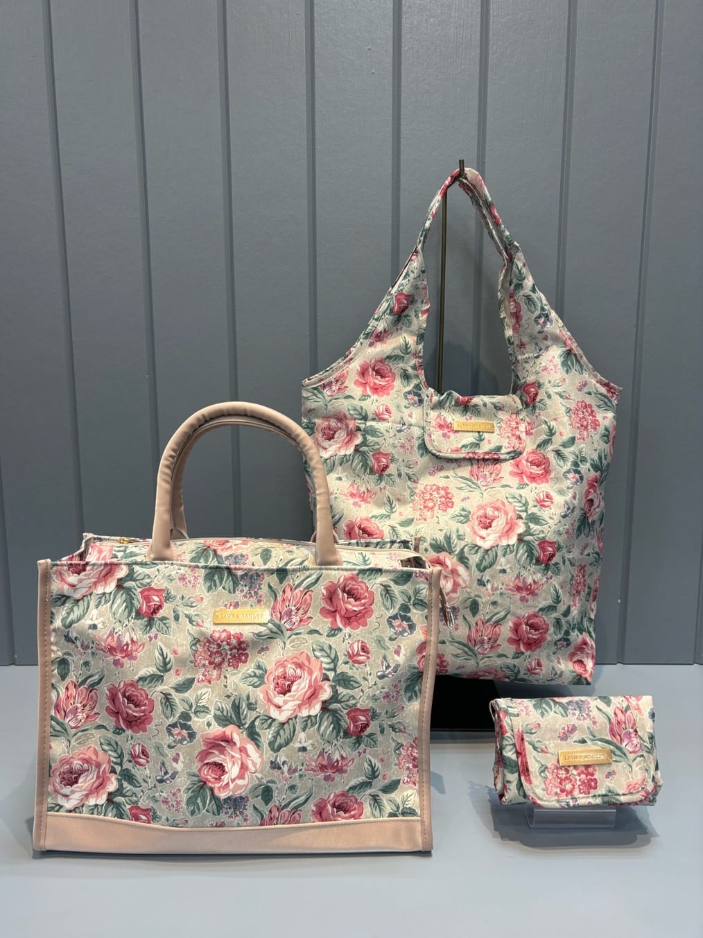 LAURA ASHLEYのコーディネートを紹介します。｜Rakuten Fashion(楽天ファッション／旧楽天ブランドアベニュー)3973513