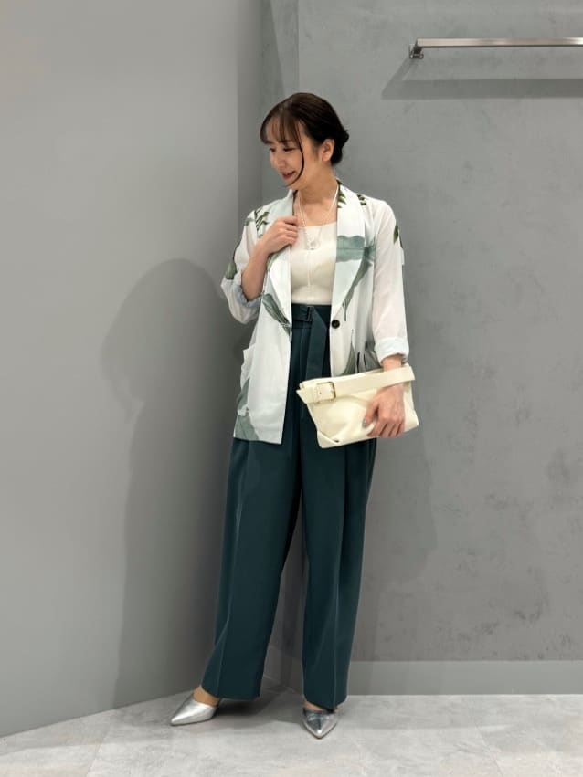 LASUDのコーディネートを紹介します。｜Rakuten Fashion(楽天ファッション／旧楽天ブランドアベニュー)3981185