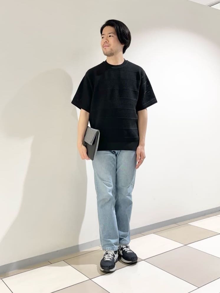TAKEO KIKUCHIの【イージーケア】スポンディッシュ ニットTシャツを使ったコーディネートを紹介します。｜Rakuten Fashion(楽天ファッション／旧楽天ブランドアベニュー)3981924
