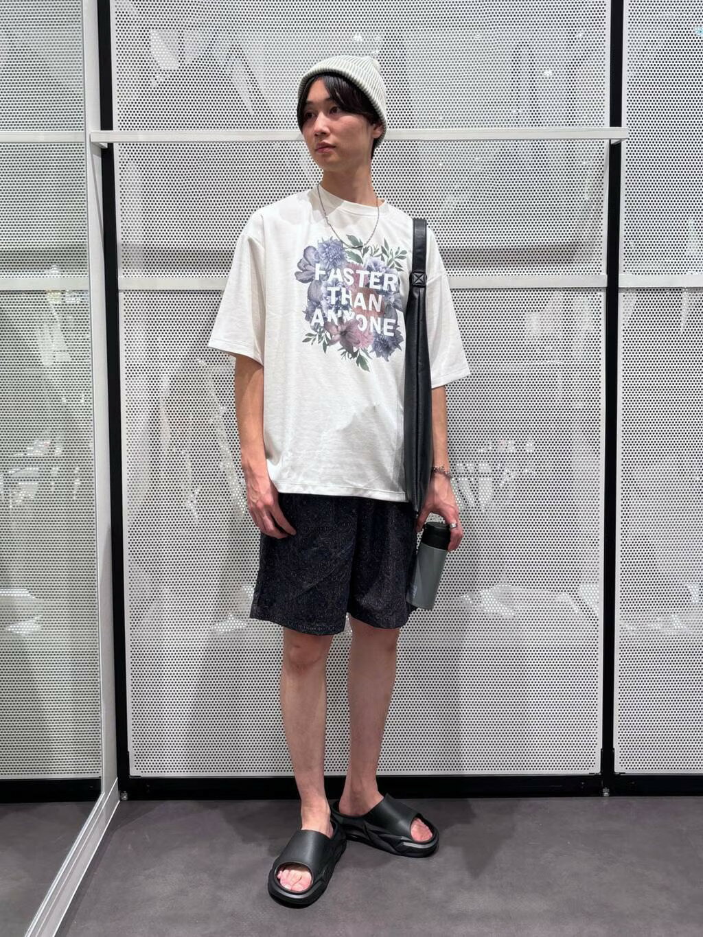 LAKOLEの[MENS]ステンレスネックレスを使ったコーディネートを紹介します。｜Rakuten Fashion(楽天ファッション／旧楽天ブランドアベニュー)3983118