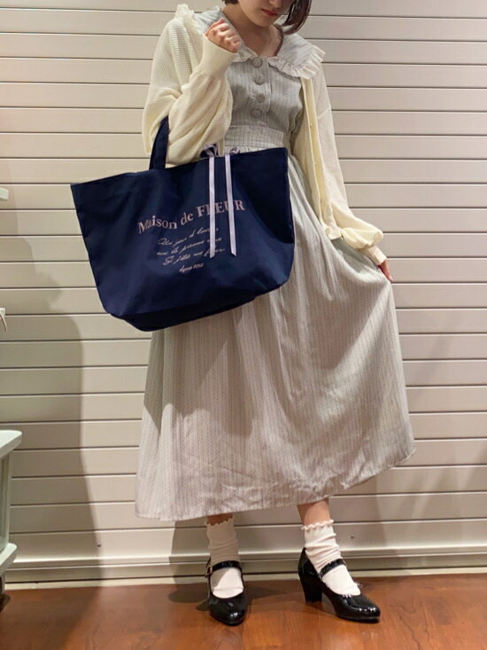 Maison de FLEURのコーディネートを紹介します。｜Rakuten Fashion(楽天ファッション／旧楽天ブランドアベニュー)3984083