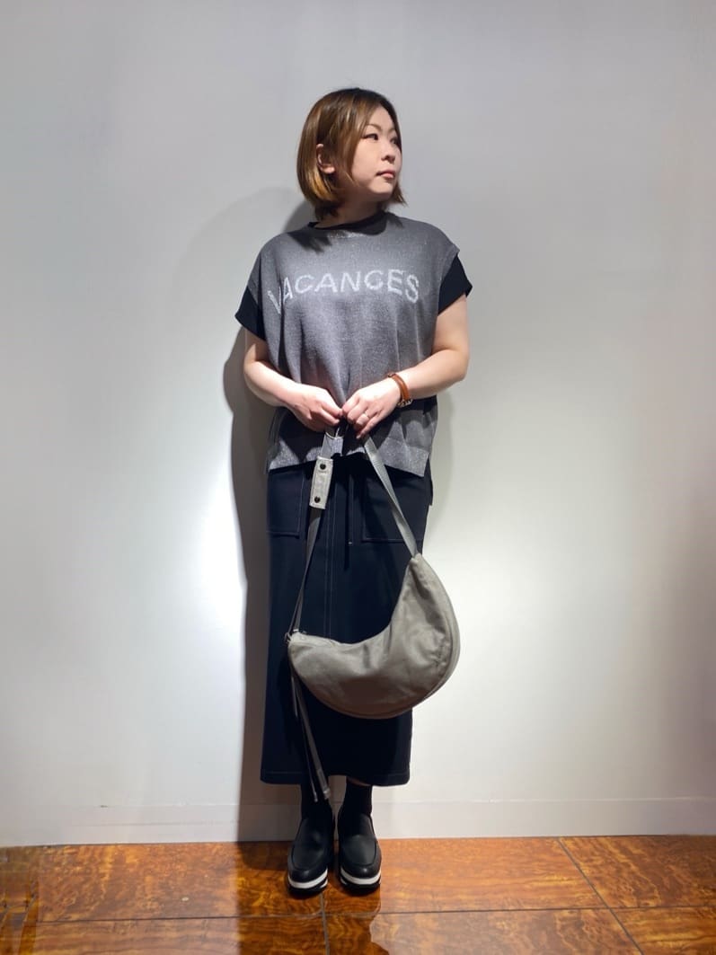 Vinのノースリーブラメロゴニットを使ったコーディネートを紹介します。｜Rakuten Fashion(楽天ファッション／旧楽天ブランドアベニュー)3989856