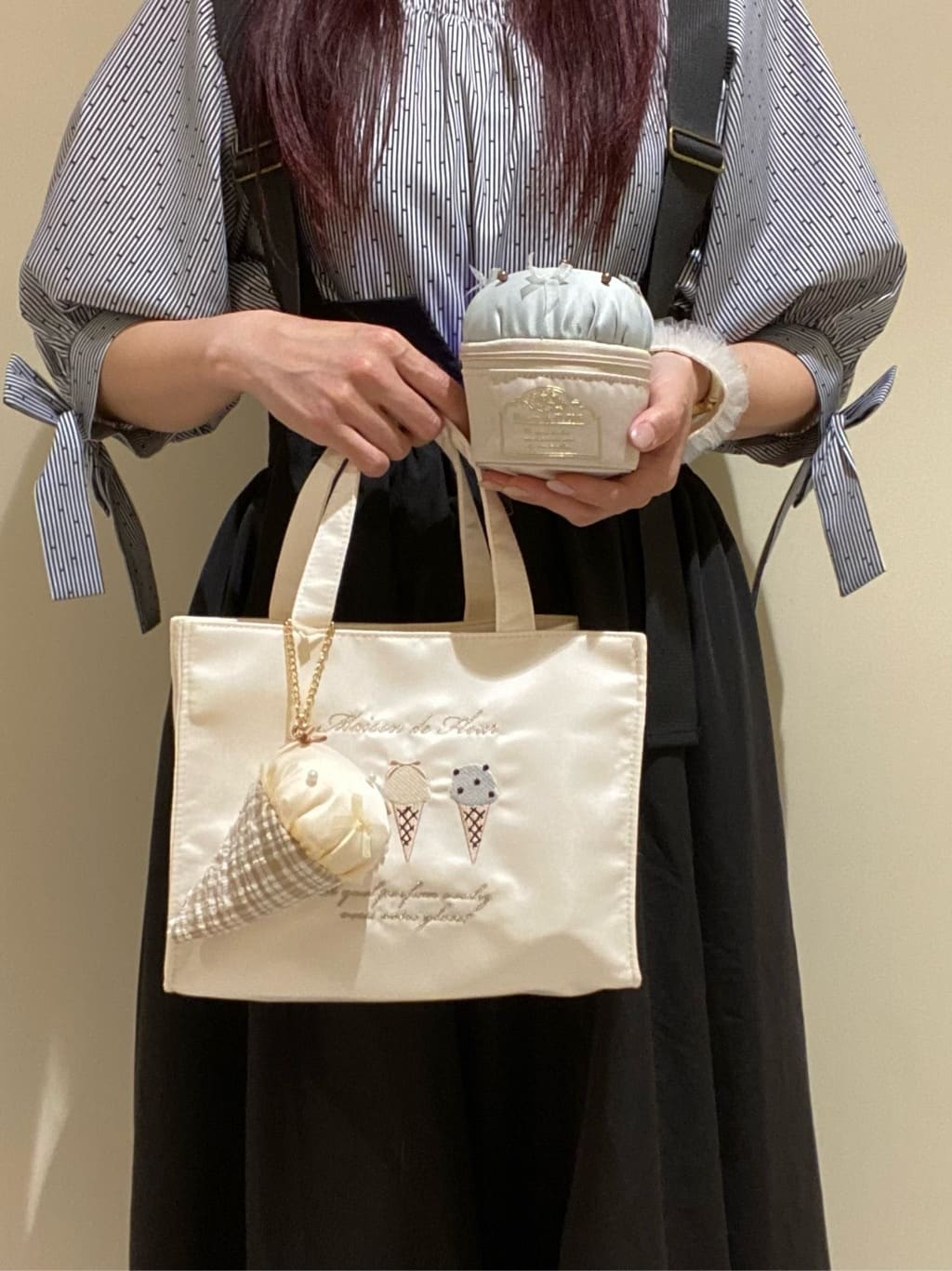 Maison de FLEURのアイスチャームポーチを使ったコーディネートを紹介します。｜Rakuten Fashion(楽天ファッション／旧楽天ブランドアベニュー)3992437