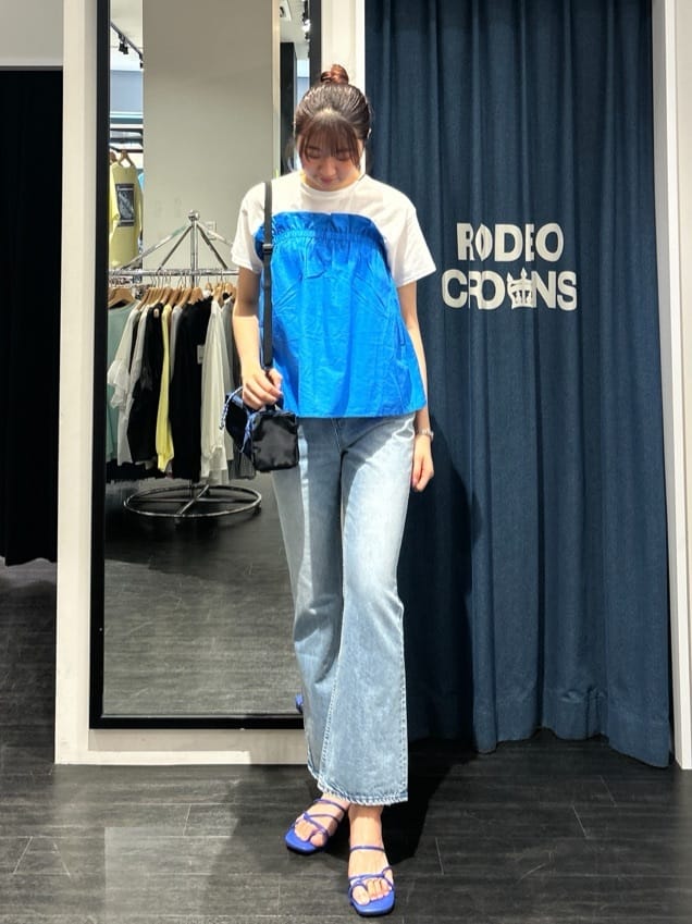 RODEO CROWNS WIDE BOWLのリネンビスチェ&Tシャツセットを使ったコーディネートを紹介します。｜Rakuten Fashion(楽天ファッション／旧楽天ブランドアベニュー)3997654