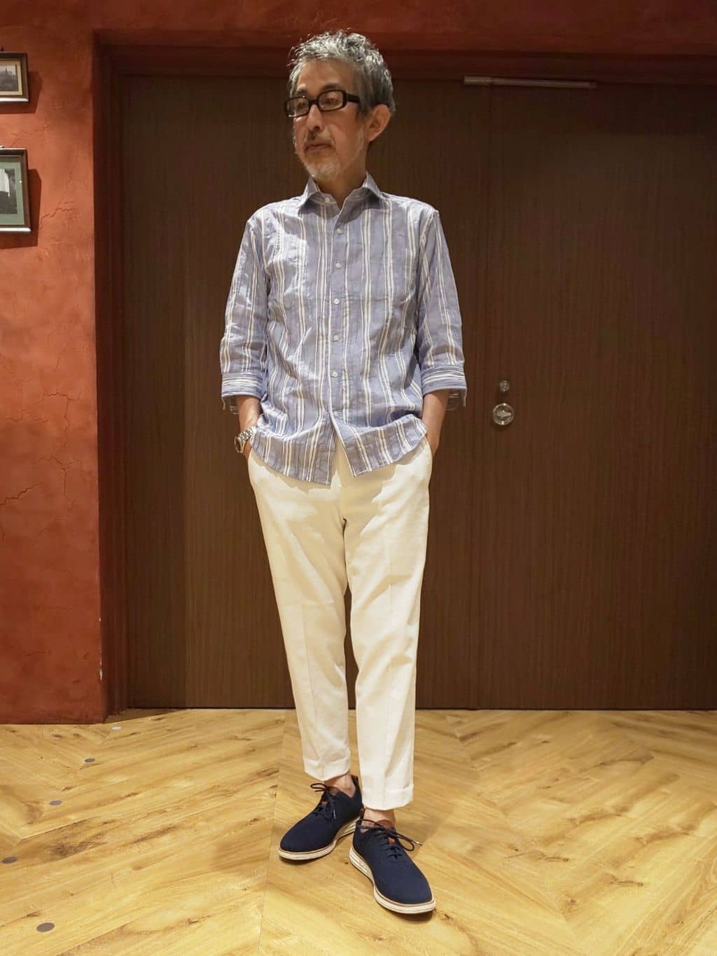 MEN'S BIGIの変形タックサッカーストライプ7分シャツを使ったコーディネートを紹介します。｜Rakuten Fashion(楽天ファッション／旧楽天ブランドアベニュー)4001047
