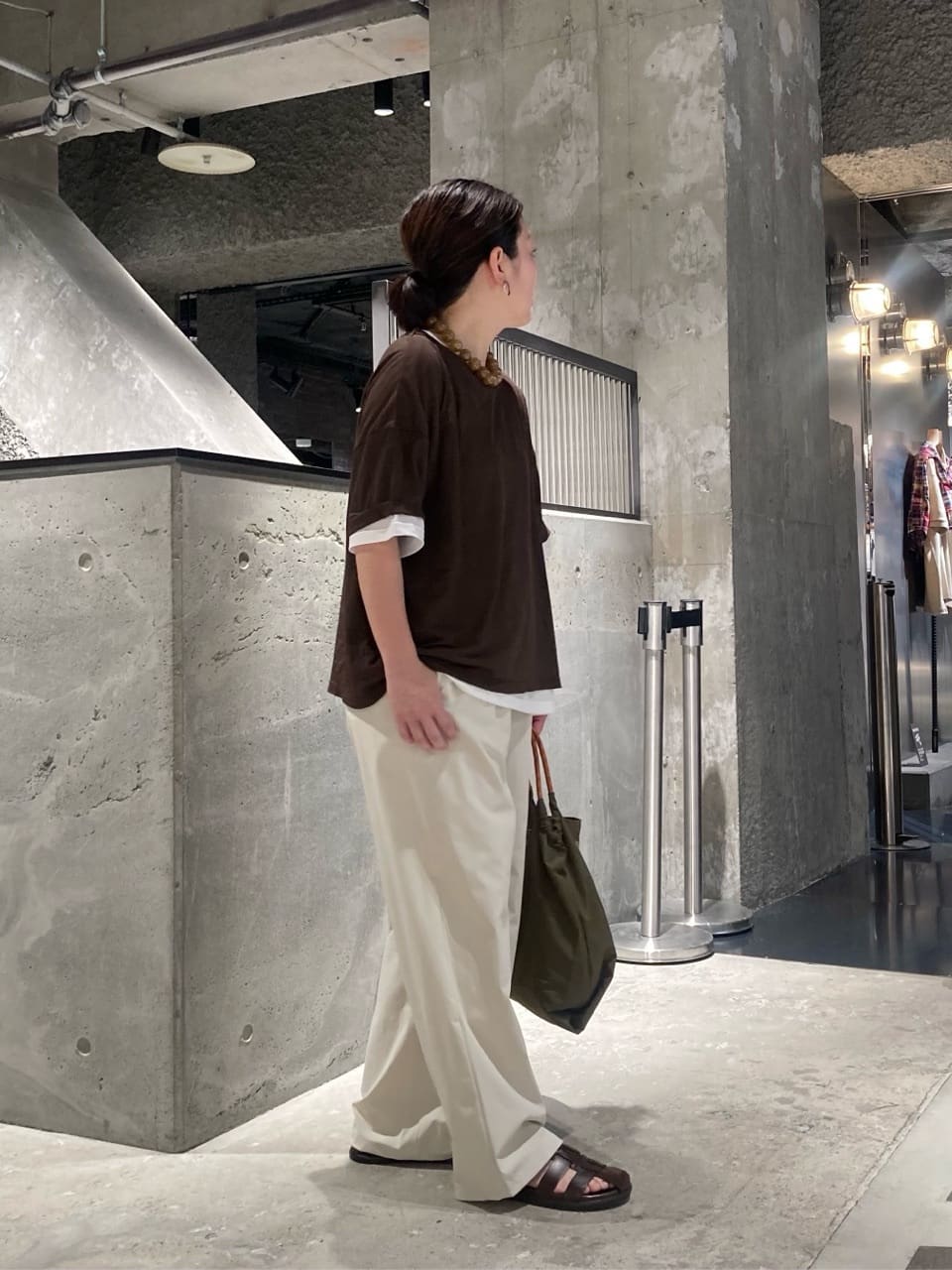 JOURNAL STANDARDのコーディネートを紹介します。｜Rakuten Fashion(楽天ファッション／旧楽天ブランドアベニュー)4002342