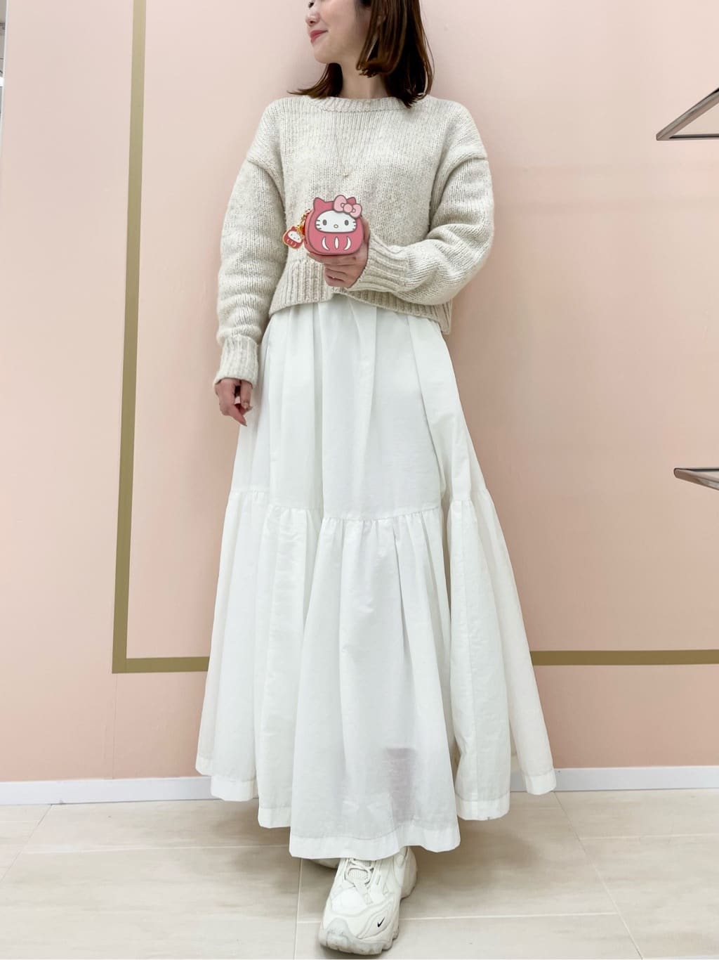 Samantha Thavasa Petit Choiceの『ハローキティ東京』コレクション マルチケースを使ったコーディネートを紹介します。｜Rakuten Fashion(楽天ファッション／旧楽天ブランドアベニュー)4008746