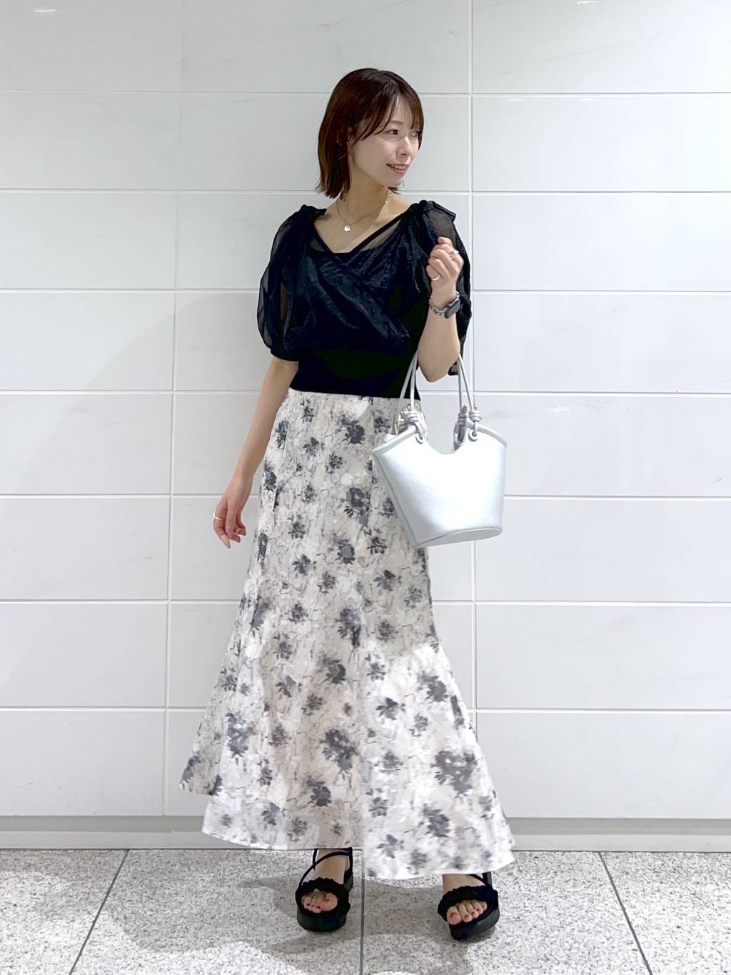 mysty womanのシャーリングナロースポサンを使ったコーディネートを紹介します。｜Rakuten Fashion(楽天ファッション／旧楽天ブランドアベニュー)4026478