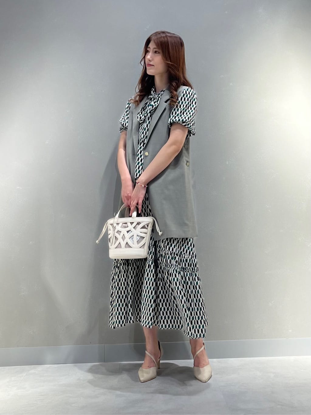 Vinのコーディネートを紹介します。｜Rakuten Fashion(楽天ファッション／旧楽天ブランドアベニュー)4028496