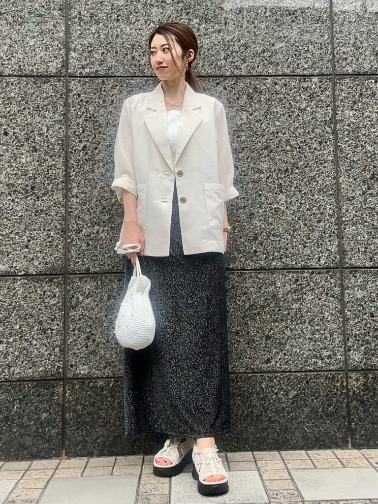 Te chichiのメッシュテーラードジャケットを使ったコーディネートを紹介します。｜Rakuten Fashion(楽天ファッション／旧楽天ブランドアベニュー)4035408