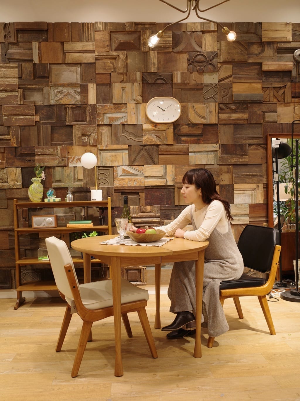 journal standard FurnitureのEUREKA TABLE LAMP エウレカテーブルランプを使ったコーディネートを紹介します。｜Rakuten Fashion(楽天ファッション／旧楽天ブランドアベニュー)4037883