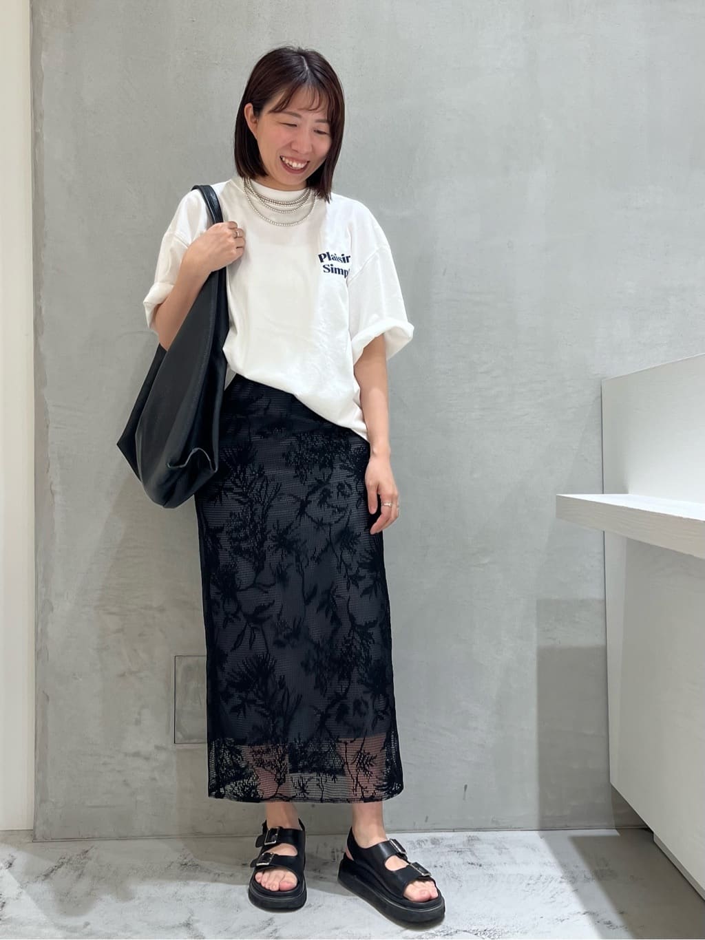 Rouge vif la cleの【セットアップ対応】ボタニカルレースタイトスカートを使ったコーディネートを紹介します。｜Rakuten Fashion(楽天ファッション／旧楽天ブランドアベニュー)4038176