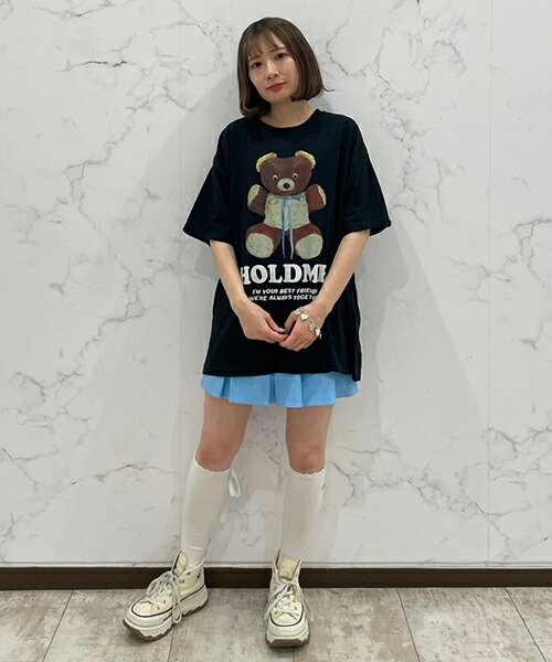 Candy StripperのHOLD ME BIG TEEを使ったコーディネートを紹介します。｜Rakuten Fashion(楽天ファッション／旧楽天ブランドアベニュー)4041953