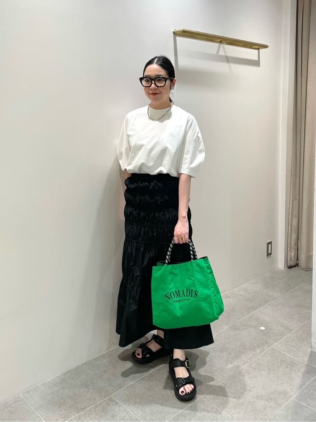 UNITED ARROWSの<LOEFF>グロッシー タフタ ギャザースカートを使った 