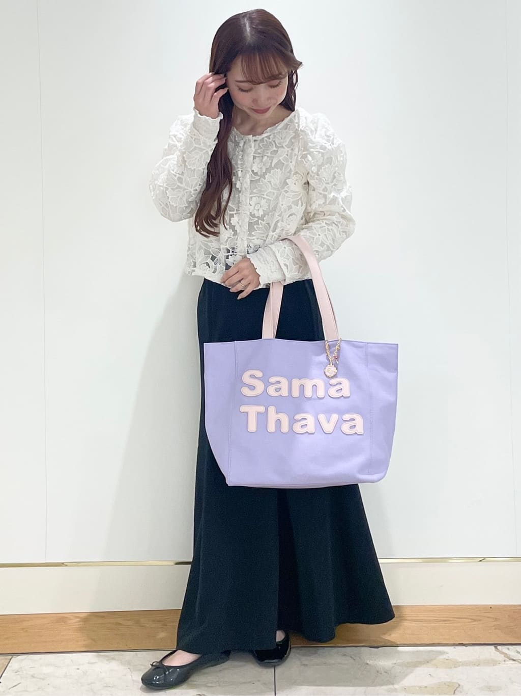 Samantha Thavasa Petit Choiceの「ディズニーコレクション プリンセスシリーズ」 バッグチャーム(ラプンツェル)を使ったコーディネートを紹介します。｜Rakuten Fashion(楽天ファッション／旧楽天ブランドアベニュー)4044651