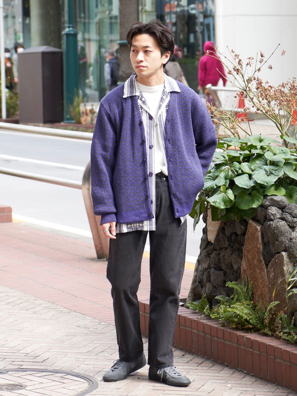 417 EDIFICEのコーディネートを紹介します。｜Rakuten Fashion(楽天ファッション／旧楽天ブランドアベニュー)4047014
