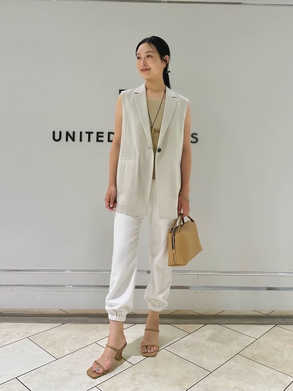 UNITED ARROWSのオーガンジー シアー テーラード ベストを使った 