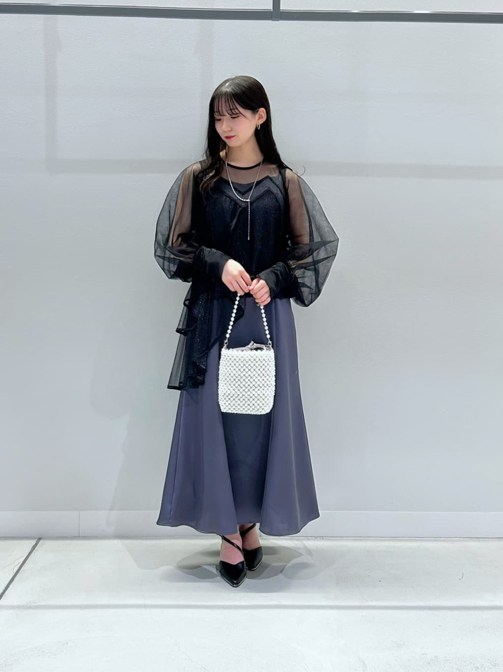 LASUDのドルマンスリーブメッシュカーディガンを使ったコーディネートを紹介します。｜Rakuten Fashion(楽天ファッション／旧楽天ブランドアベニュー)4051084