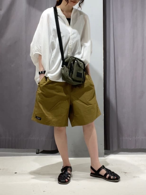 CRAFT STANDARD BOUTIQUEのレトロ柄前後2WAYタンクトップを使ったコーディネートを紹介します。｜Rakuten Fashion(楽天ファッション／旧楽天ブランドアベニュー)4051516