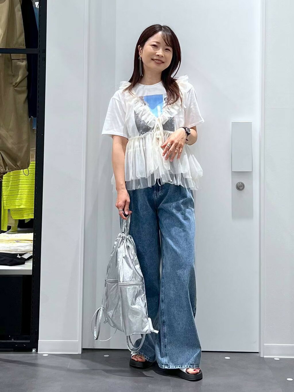 LAKOLEのロングチェーンリボンピアスを使ったコーディネートを紹介します。｜Rakuten Fashion(楽天ファッション／旧楽天ブランドアベニュー)4059589