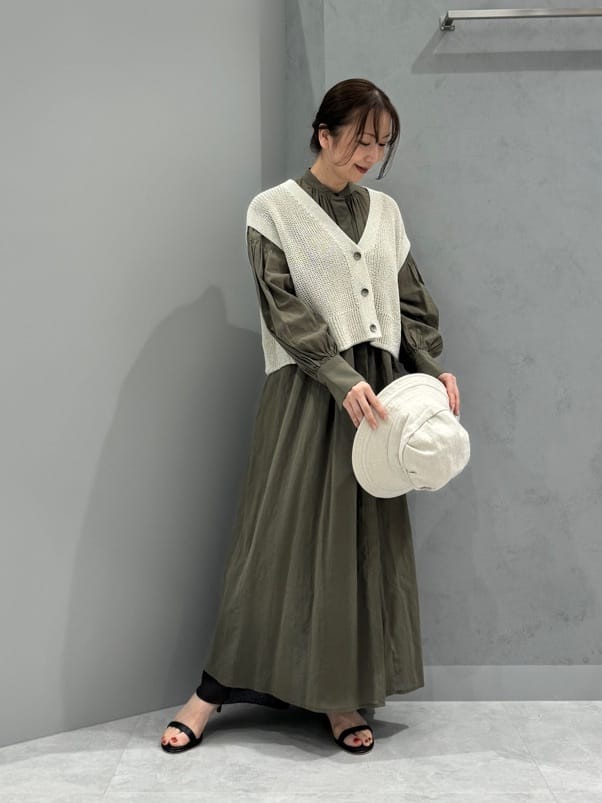 LASUDのシアーコットンシャツワンピースを使ったコーディネートを紹介します。｜Rakuten Fashion(楽天ファッション／旧楽天ブランドアベニュー)4060736