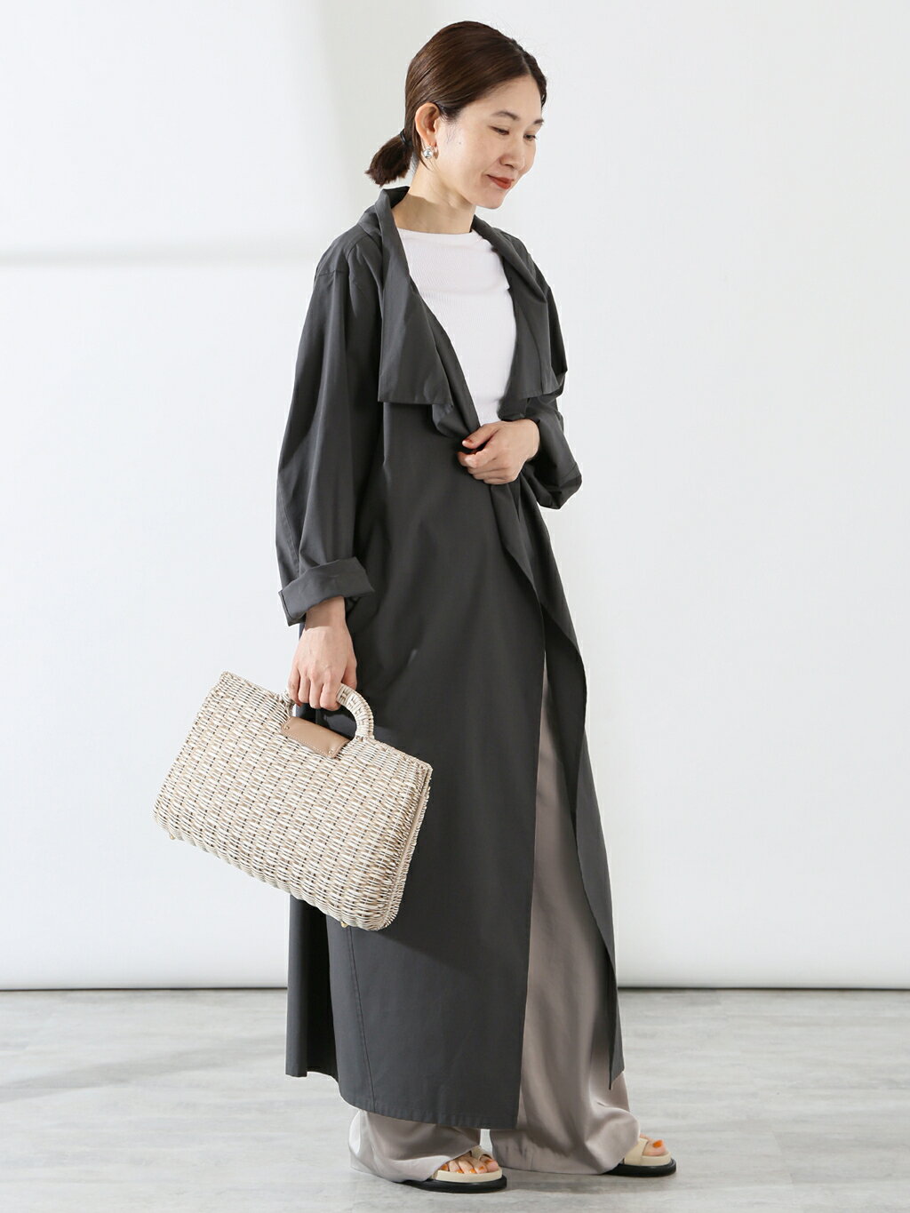 VERMEIL par ienaのLight airy コートを使ったコーディネートを紹介します。｜Rakuten Fashion(楽天ファッション／旧楽天ブランドアベニュー)4061456