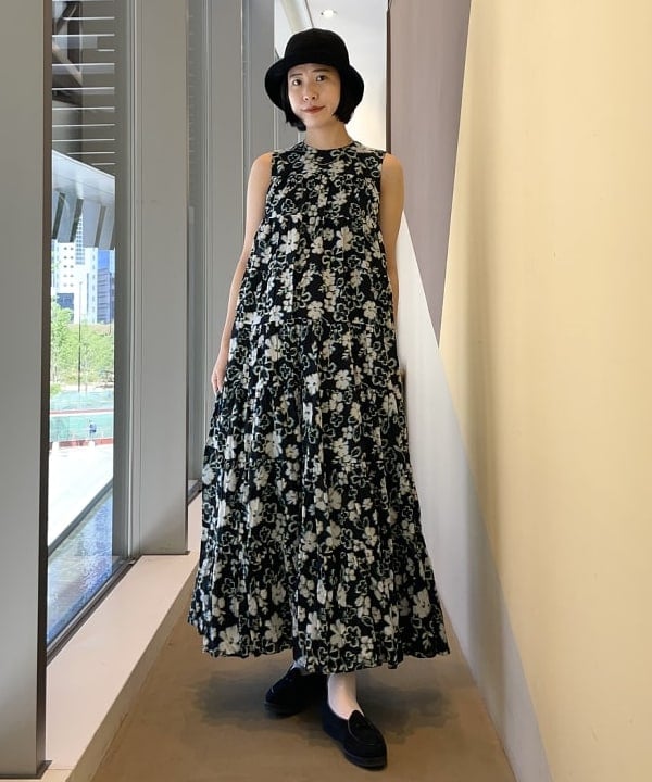 Demi-Luxe BEAMSのMARIHA * Demi-Luxe BEAMS / 別注 ミューズのドレスを使ったコーディネートを紹介します。｜Rakuten Fashion(楽天ファッション／旧楽天ブランドアベニュー)4065021