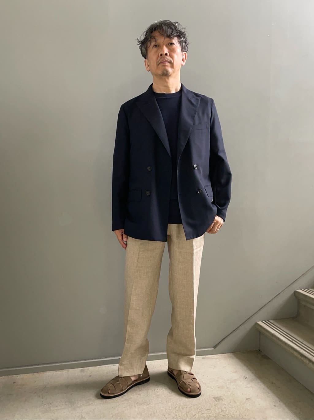 TAKEO KIKUCHIの【THE FLAGSHIP】ウールモヘヤ メッシュ ダブルブレステッドジャケットを使ったコーディネートを紹介します。｜Rakuten Fashion(楽天ファッション／旧楽天ブランドアベニュー)4068894