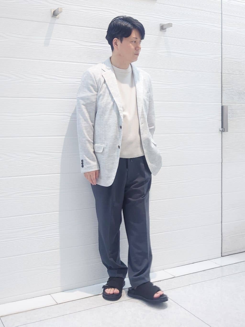 TAKEO KIKUCHIの【Made in JAPAN】和紙 ボーダーニットTシャツを使ったコーディネートを紹介します。｜Rakuten Fashion(楽天ファッション／旧楽天ブランドアベニュー)4071219