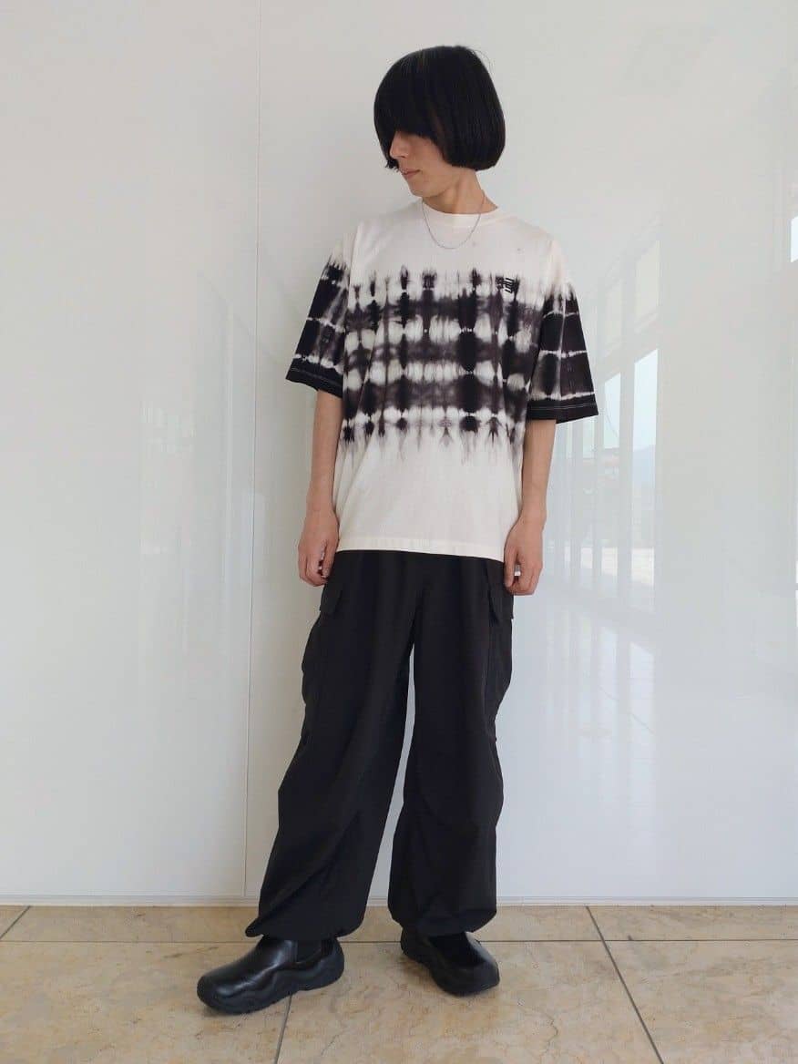 tk.TAKEO KIKUCHIのヴィンテージ ロゴTシャツを使ったコーディネートを紹介します。｜Rakuten Fashion(楽天ファッション／旧楽天ブランドアベニュー)4077611