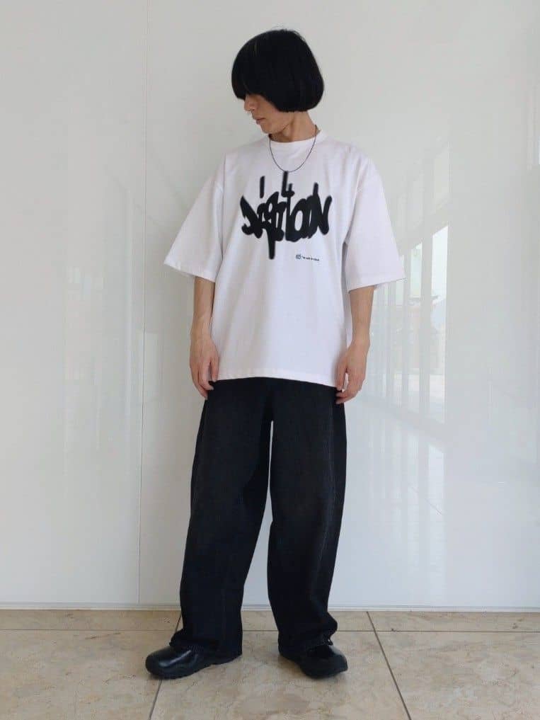 tk.TAKEO KIKUCHIのウォールレタードTシャツを使ったコーディネートを紹介します。｜Rakuten Fashion(楽天ファッション／旧楽天ブランドアベニュー)4077614