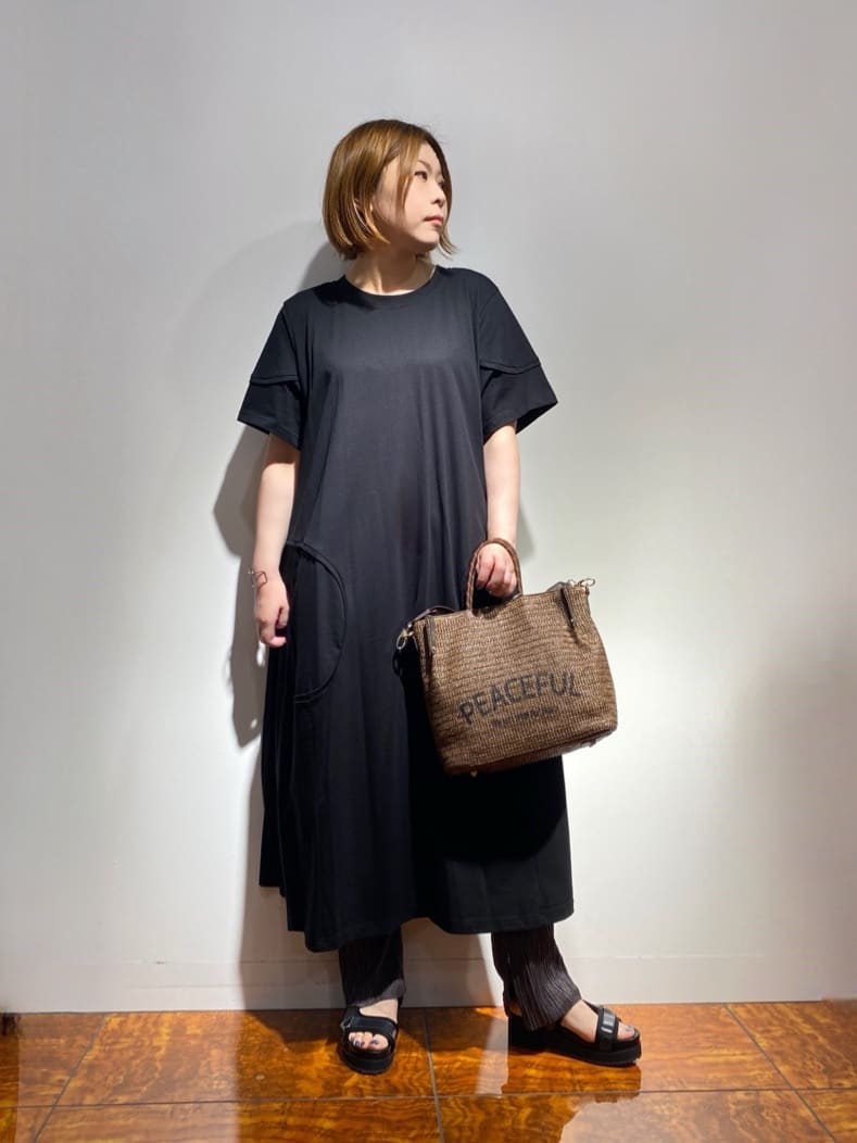 LASUDのコーディネートを紹介します。｜Rakuten Fashion(楽天ファッション／旧楽天ブランドアベニュー)4083525