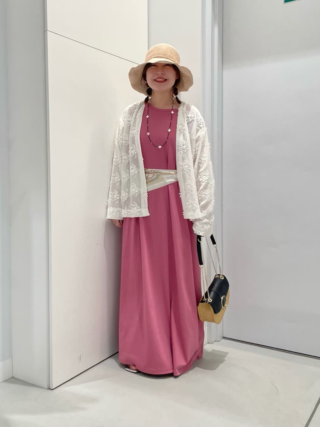 Vinのコーディネートを紹介します。｜Rakuten Fashion(楽天ファッション／旧楽天ブランドアベニュー)4087007