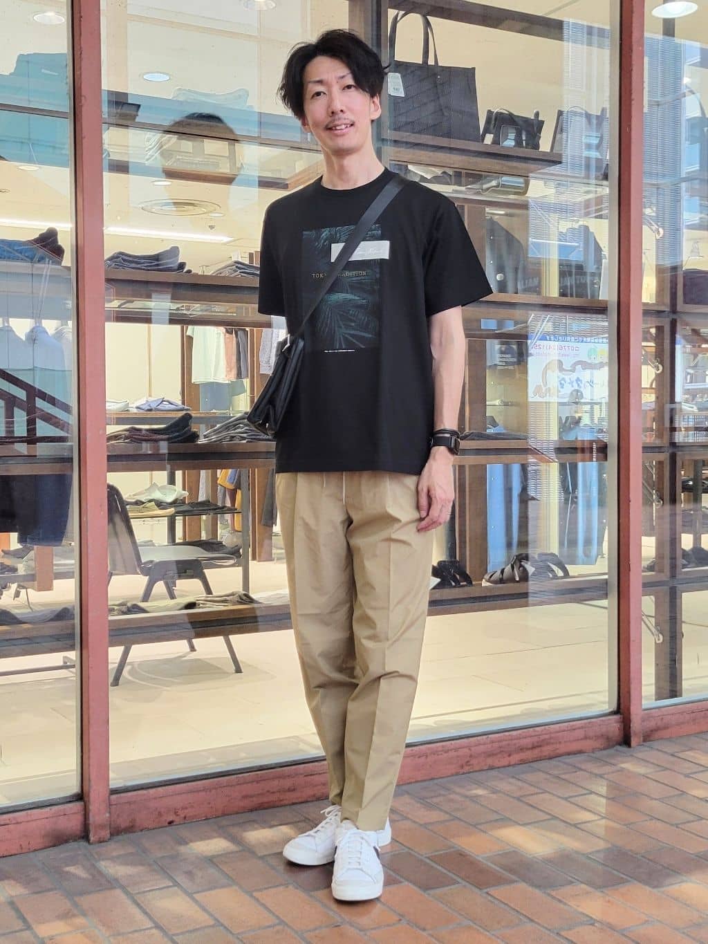 TAKEO KIKUCHIの【プリントT】ボタニカル フォト Tシャツを使ったコーディネートを紹介します。｜Rakuten Fashion(楽天ファッション／旧楽天ブランドアベニュー)4087425