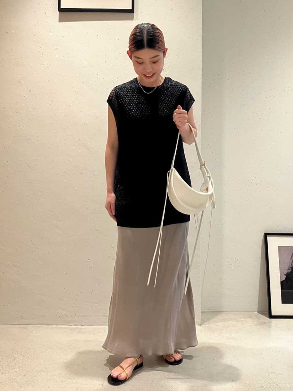 1er Arrondissementのキュプラツイルマーメイドスカートを使ったコーディネートを紹介します。｜Rakuten Fashion(楽天ファッション／旧楽天ブランドアベニュー)4089465