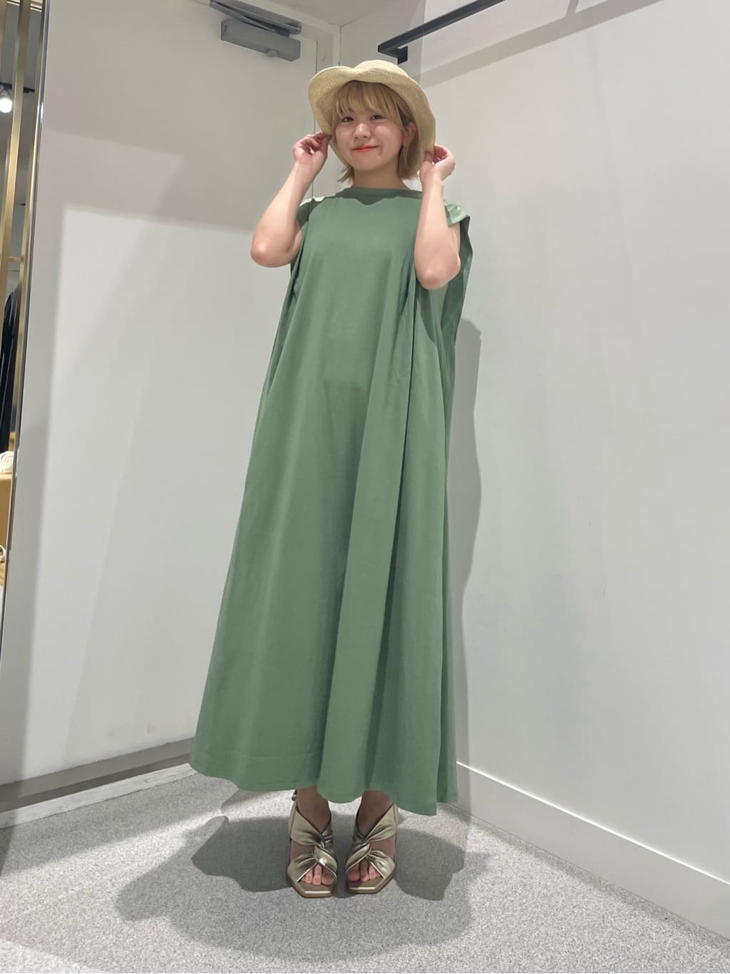 Vinのコーディネートを紹介します。｜Rakuten Fashion(楽天ファッション／旧楽天ブランドアベニュー)4093119