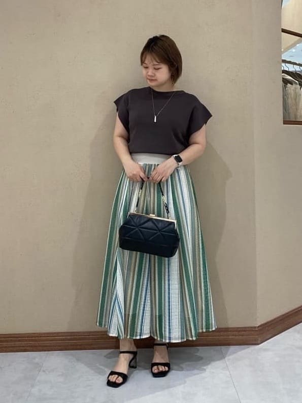 Vinのコーディネートを紹介します。｜Rakuten Fashion(楽天ファッション／旧楽天ブランドアベニュー)4044579