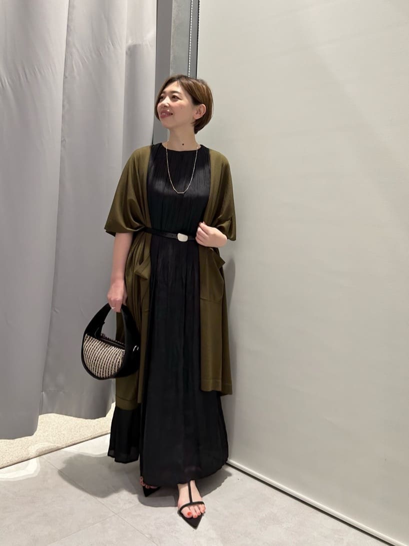 LASUDのとろみロングカーディガンを使ったコーディネートを紹介します。｜Rakuten Fashion(楽天ファッション／旧楽天ブランドアベニュー)4100730