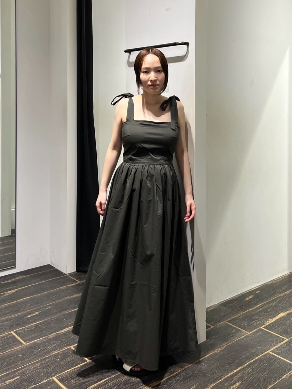moussyのSHOULDER RIBBON LONG ワンピースを使ったコーディネート 
