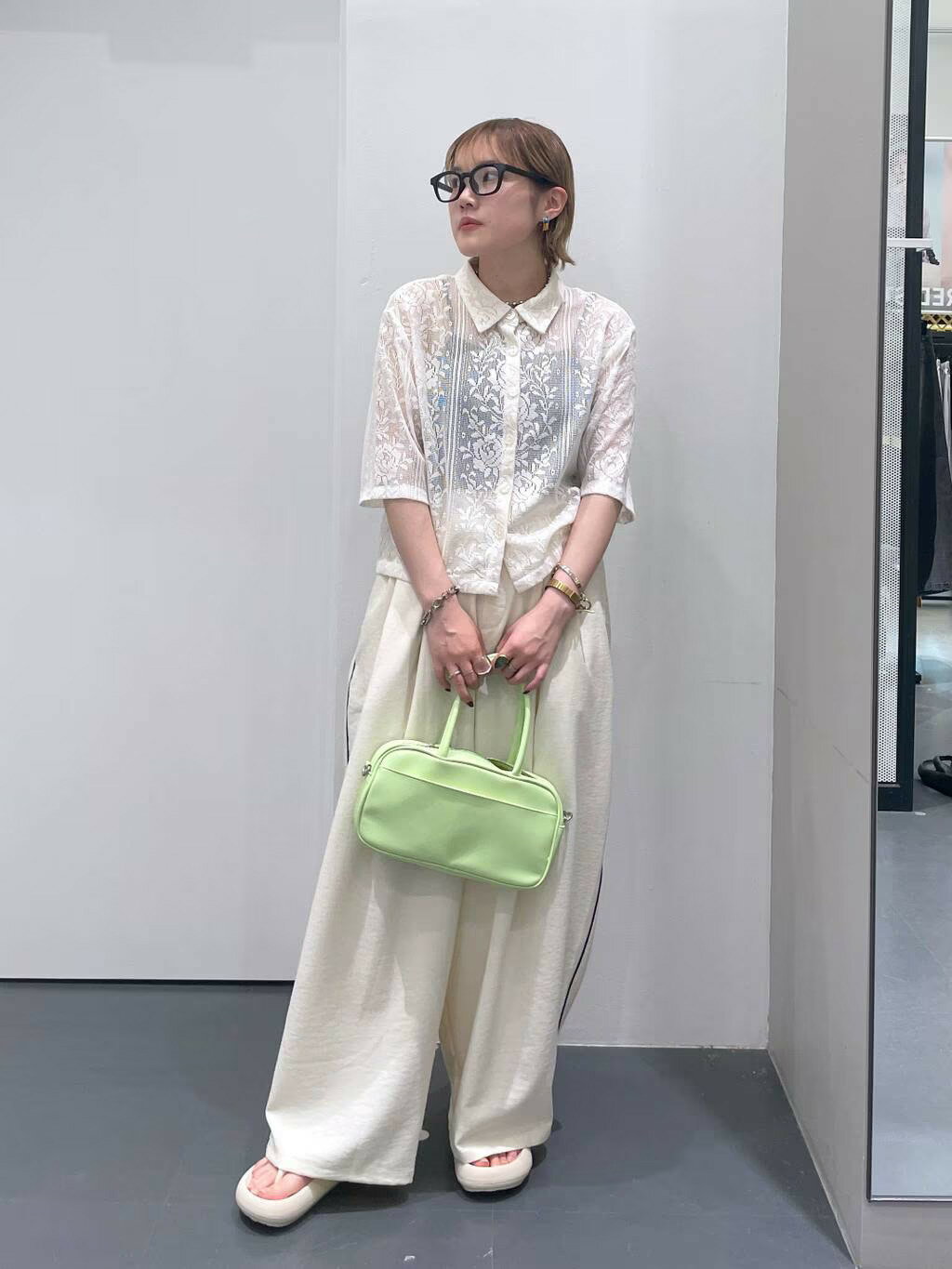 LAKOLEのコーディネートを紹介します。｜Rakuten Fashion(楽天ファッション／旧楽天ブランドアベニュー)4109987