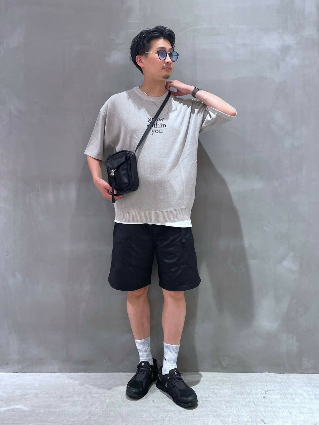 LAKOLEのメタルバックルミニショルダーバッグを使ったコーディネートを紹介します。｜Rakuten Fashion(楽天ファッション／旧楽天ブランドアベニュー)4109992