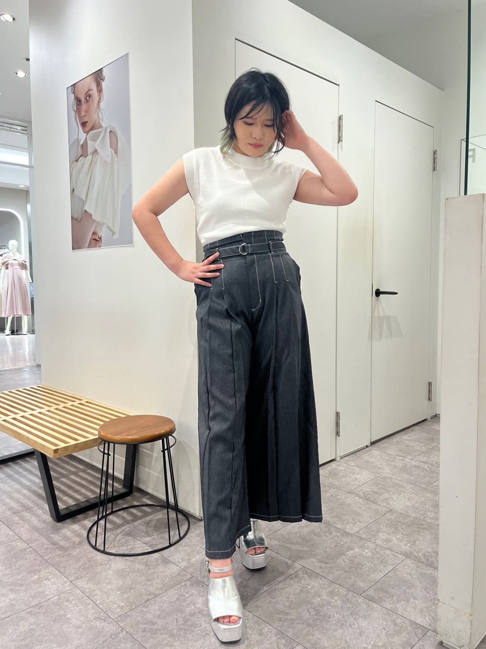 REDYAZELのデニムライクワイドパンツを使ったコーディネートを紹介します。｜Rakuten Fashion(楽天ファッション／旧楽天ブランドアベニュー)4121055