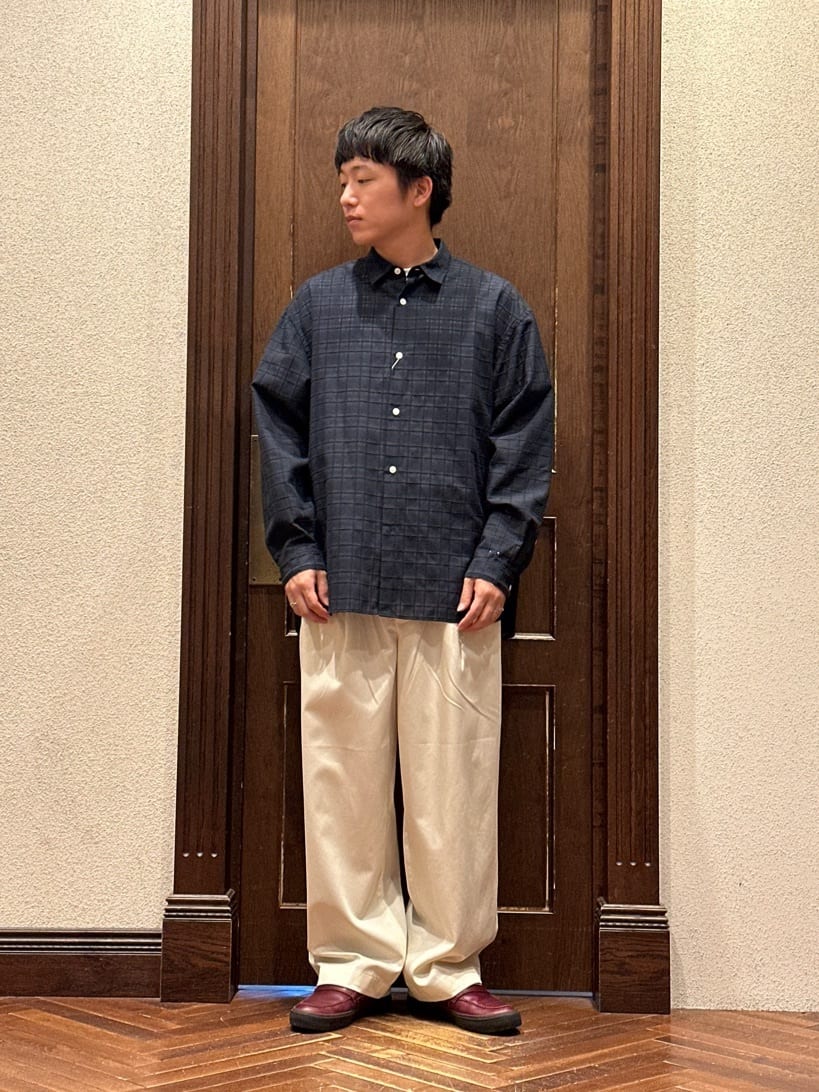 NANO universeの「大人のワイドパンツ」2タックワイドトラウザーズを使ったコーディネートを紹介します。｜Rakuten Fashion(楽天ファッション／旧楽天ブランドアベニュー)4123976